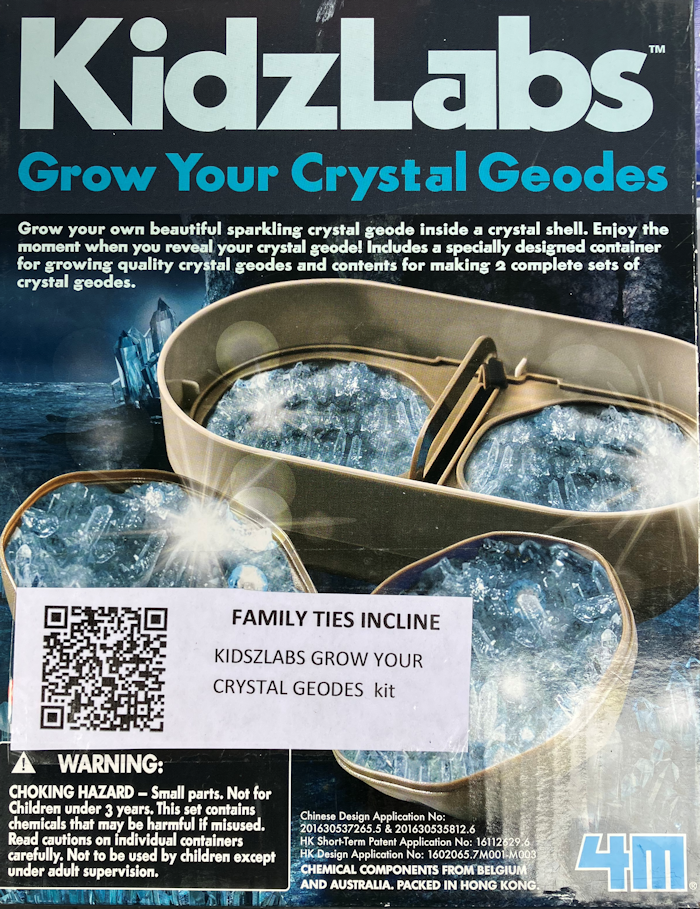 KidzLabs Grow your Crystal Geodes